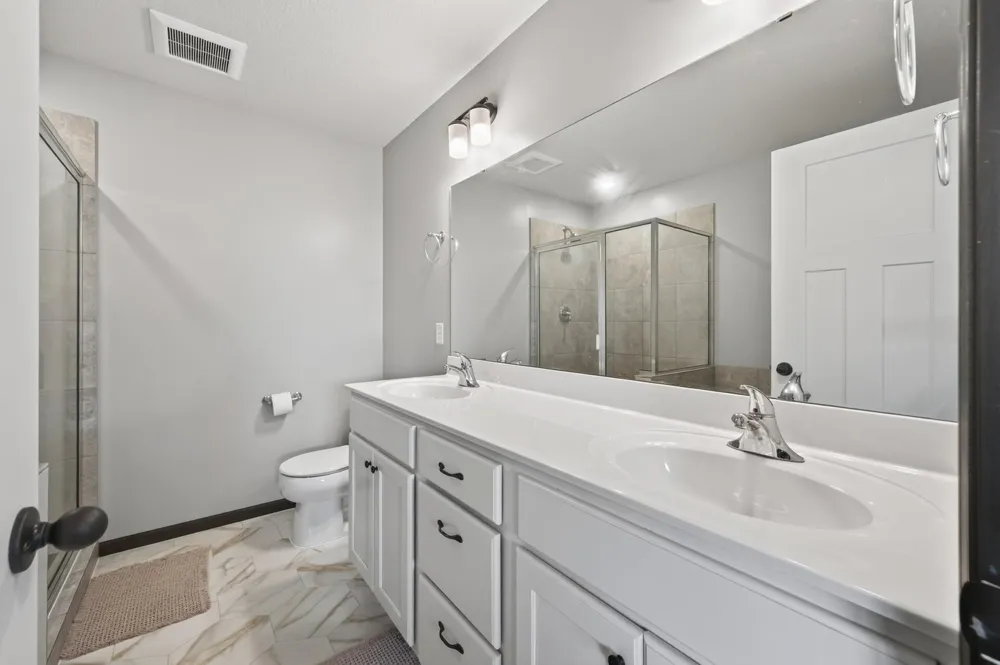 13959 Ashford Path Rosemount, MN 55068