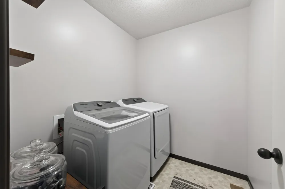 13959 Ashford Path Rosemount, MN 55068