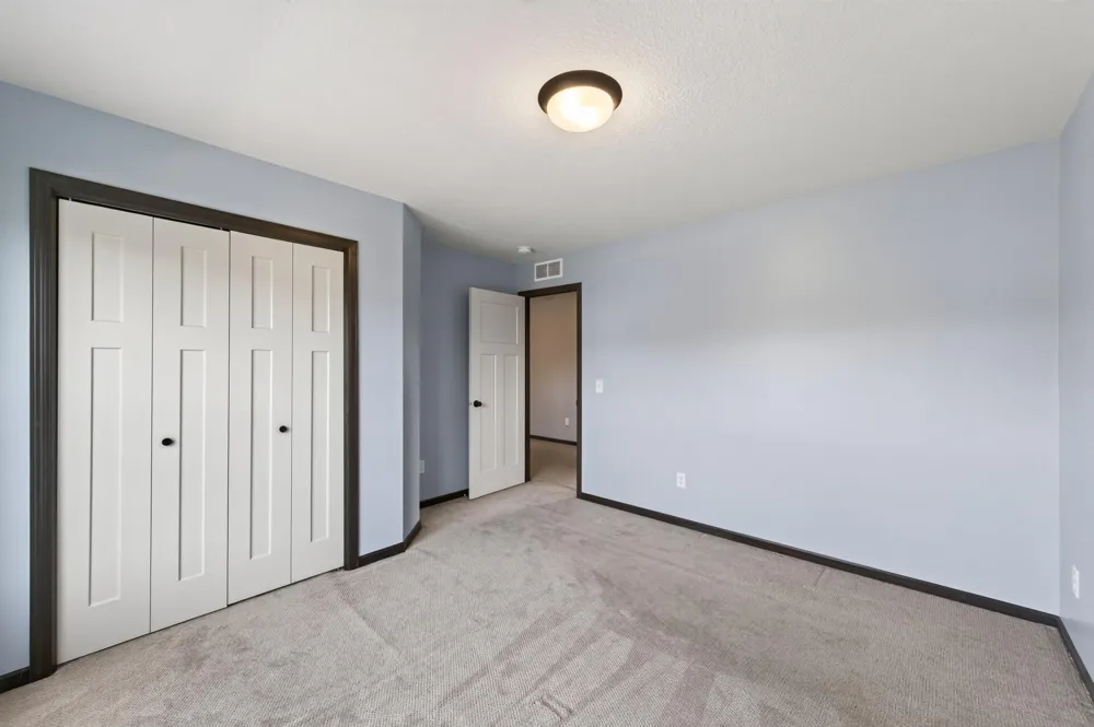 13959 Ashford Path Rosemount, MN 55068