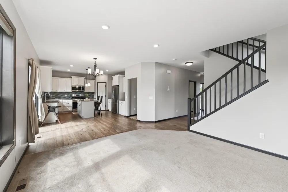 13959 Ashford Path Rosemount, MN 55068