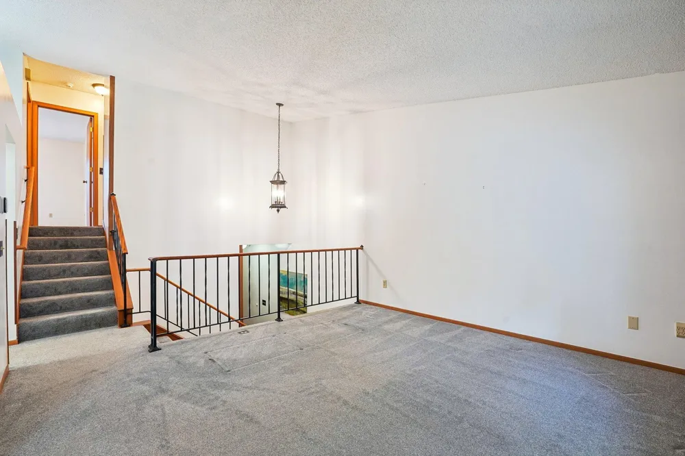 412 Whispering River Lane Farmington, MN 55024