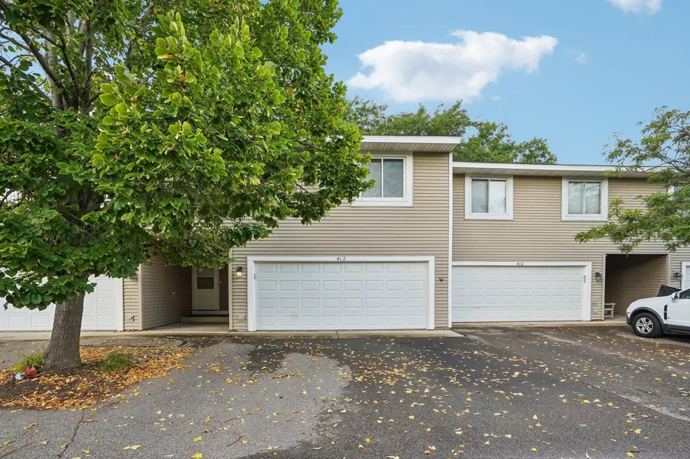 412 Whispering River Lane Farmington, MN 55024