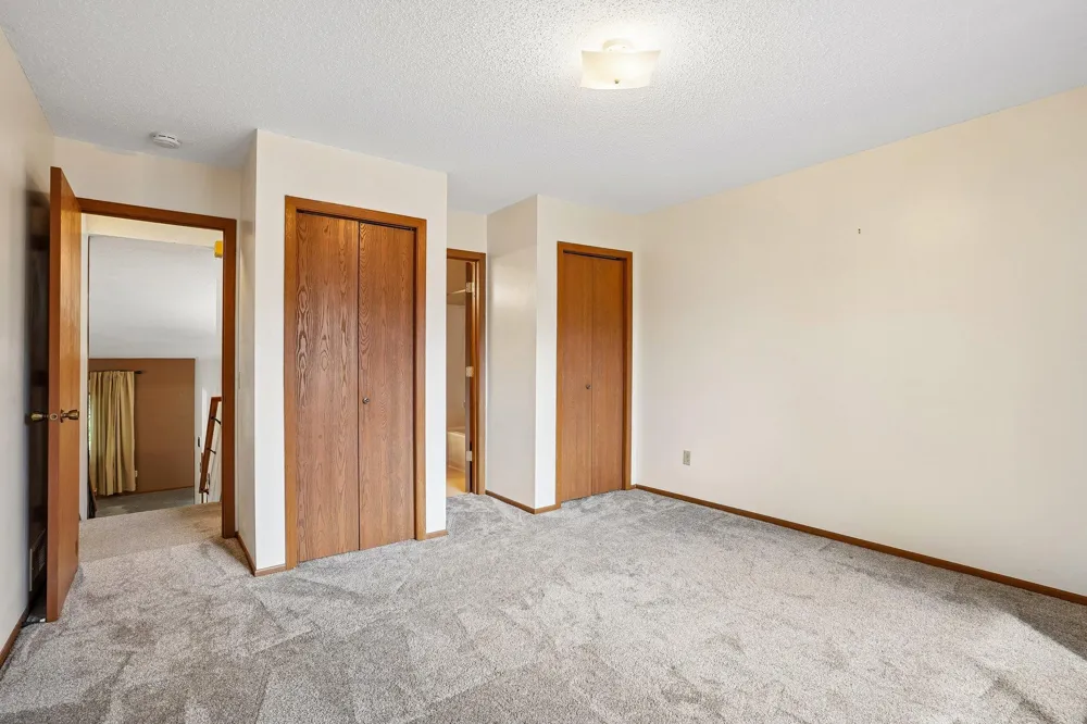 412 Whispering River Lane Farmington, MN 55024