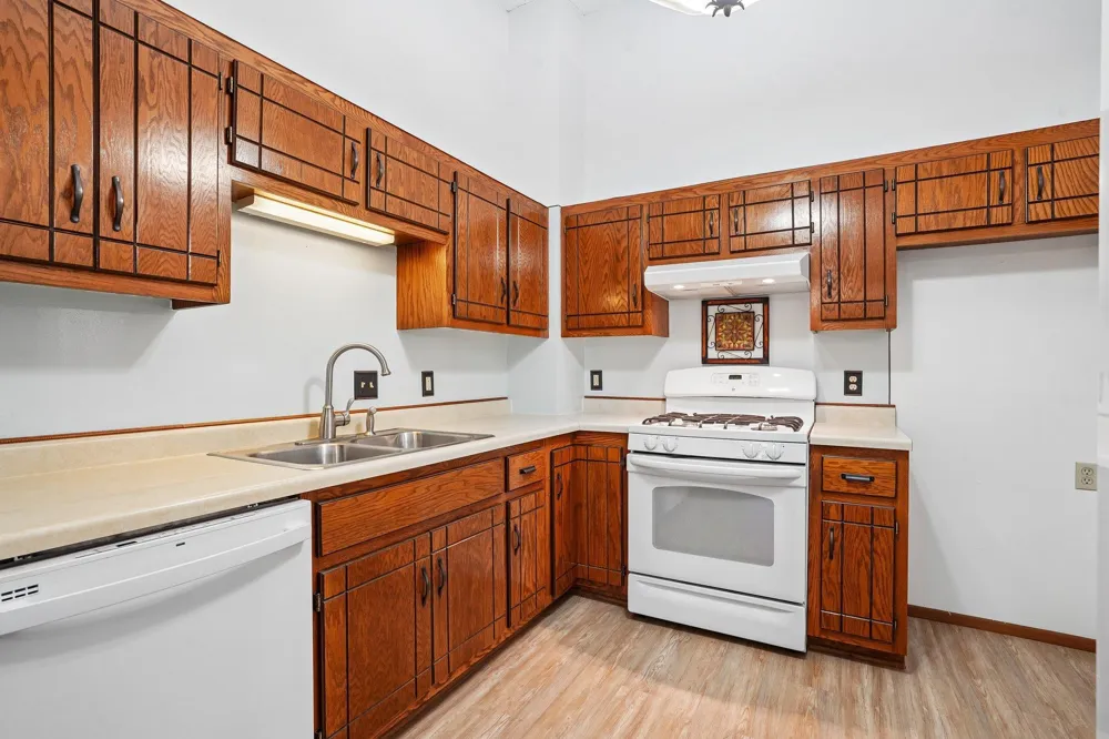 412 Whispering River Lane Farmington, MN 55024