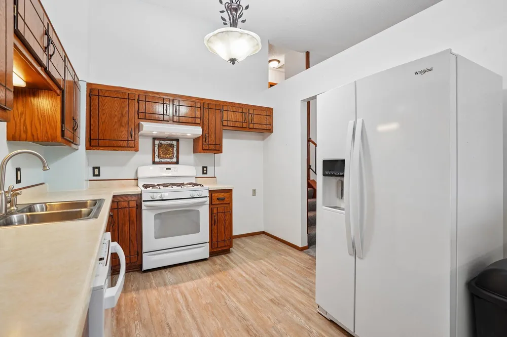 412 Whispering River Lane Farmington, MN 55024