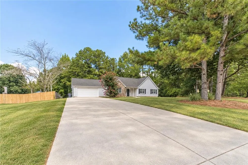 660 Tribble Creek Drive Grayson, GA 30017