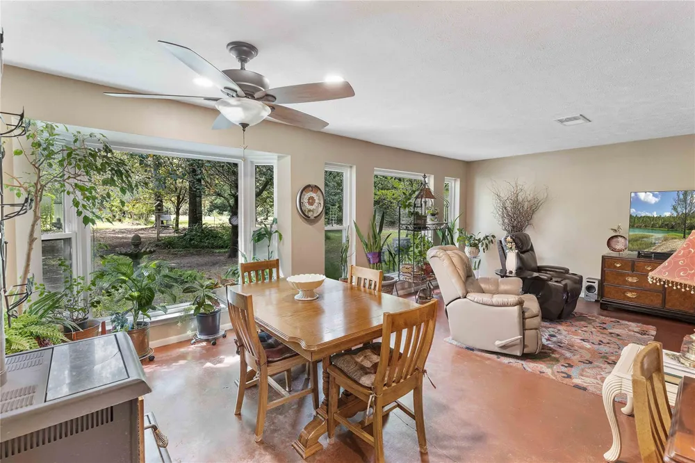 13240 Old Texaco Road Conroe, TX 77302