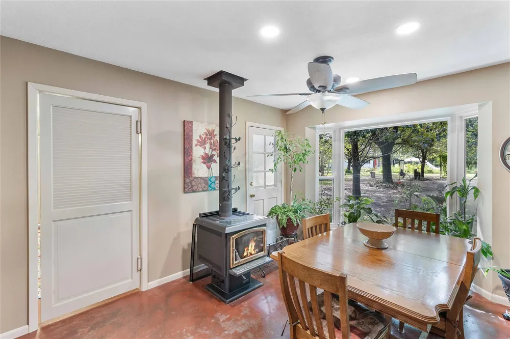 13240 Old Texaco Road Conroe, TX 77302
