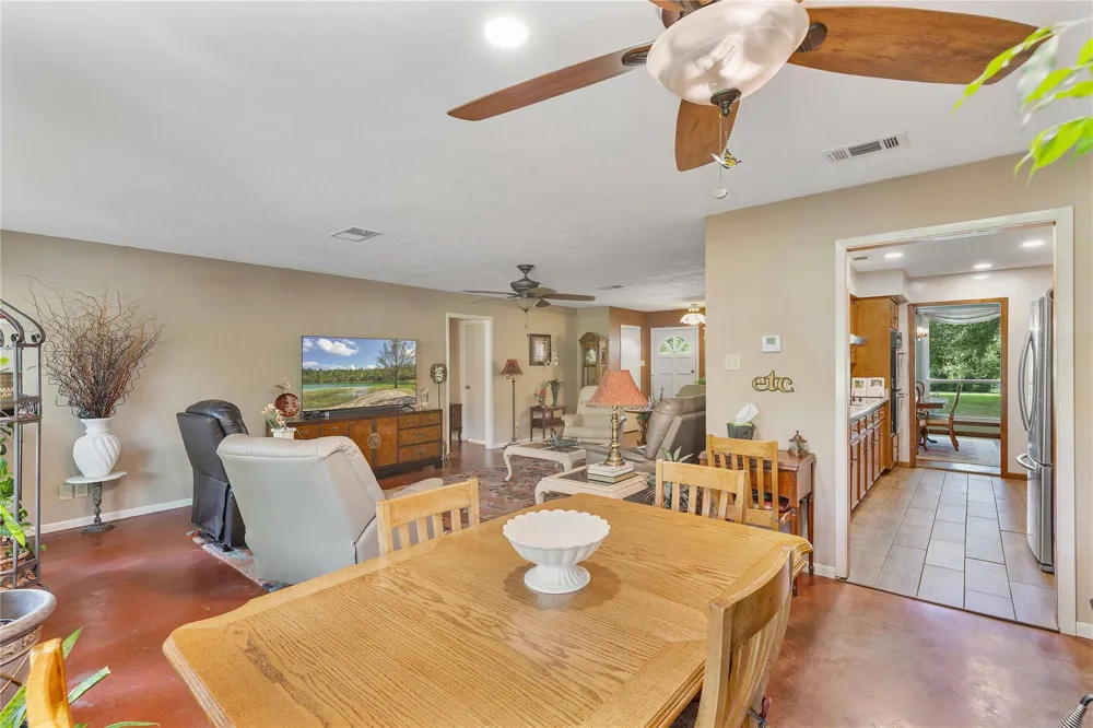 13240 Old Texaco Road Conroe, TX 77302