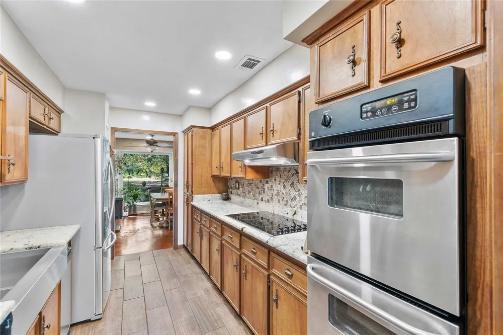 13240 Old Texaco Road Conroe, TX 77302