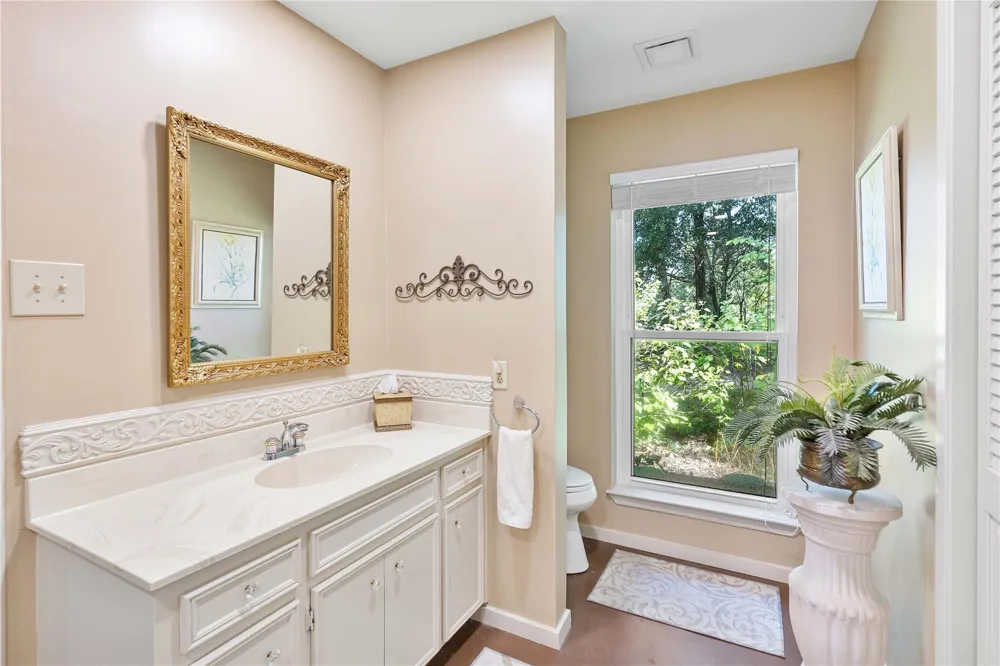 13240 Old Texaco Road Conroe, TX 77302