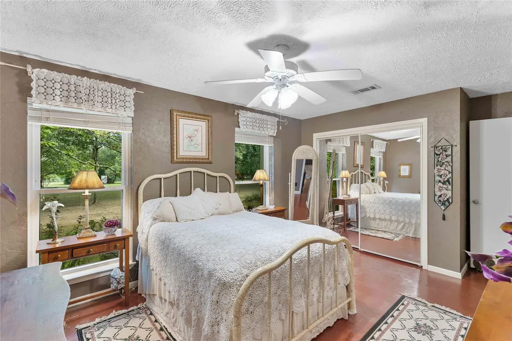 13240 Old Texaco Road Conroe, TX 77302