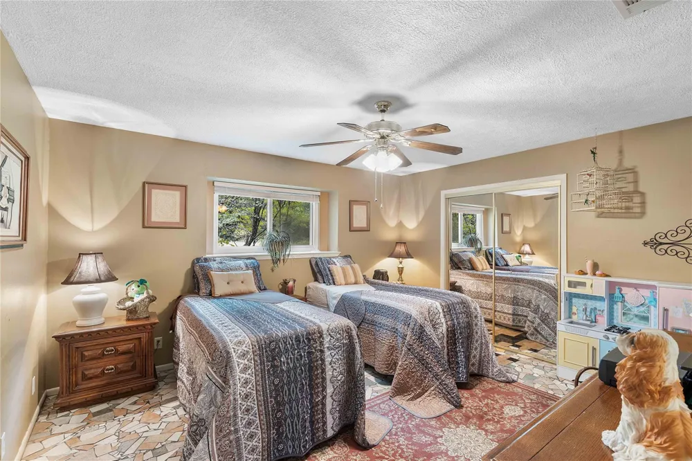 13240 Old Texaco Road Conroe, TX 77302