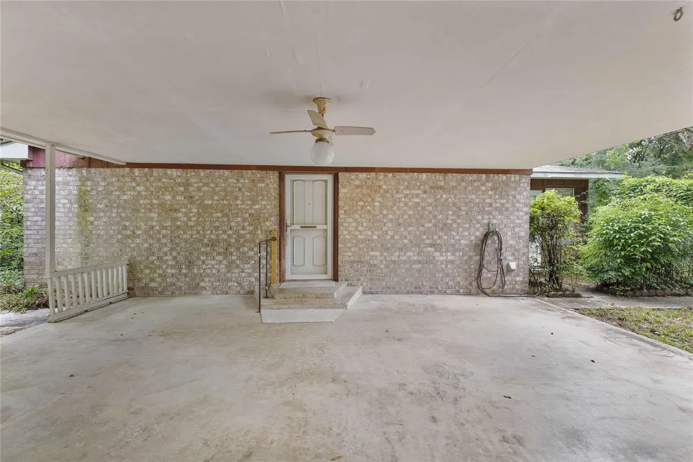 13240 Old Texaco Road Conroe, TX 77302