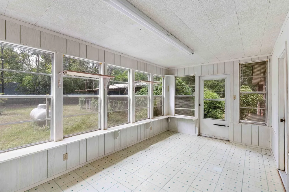 13240 Old Texaco Road Conroe, TX 77302