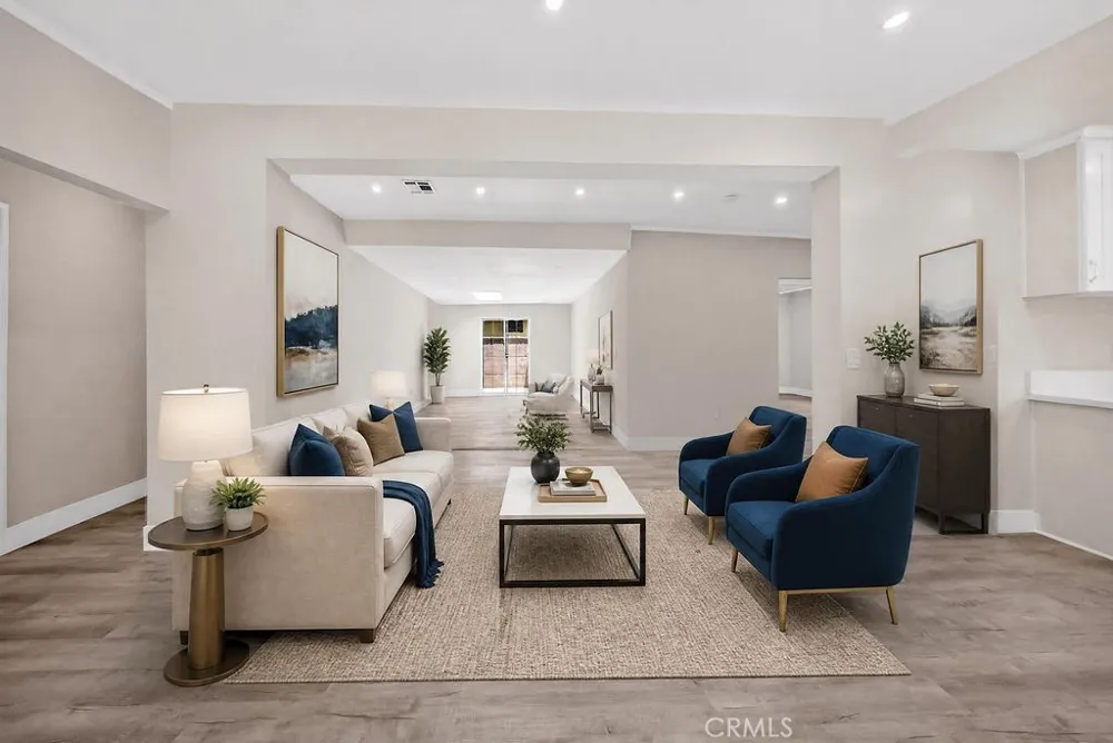 10227 Mcvine Sunland, CA 91040