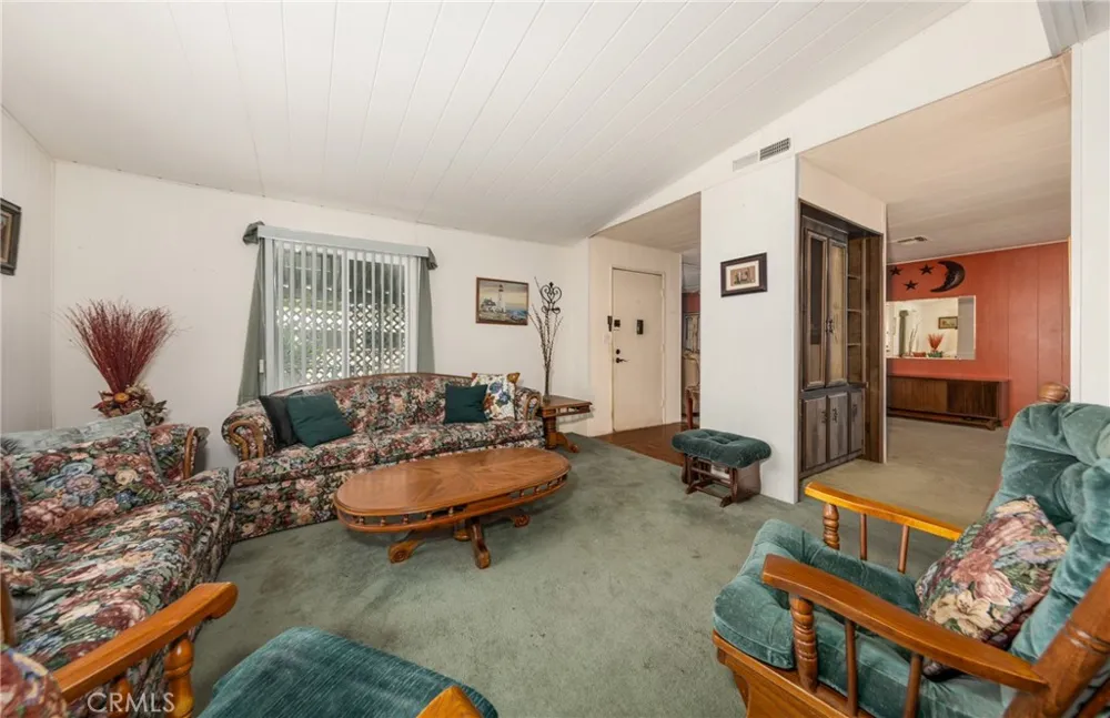 9401 Sharondale Calimesa, CA 92320