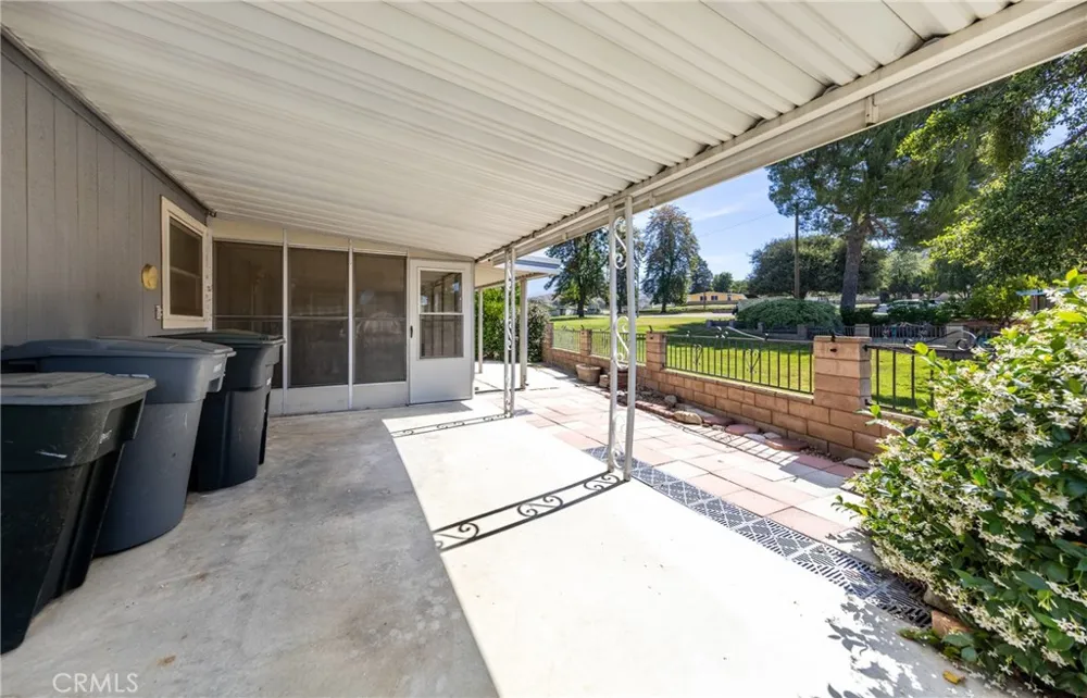 9401 Sharondale Calimesa, CA 92320