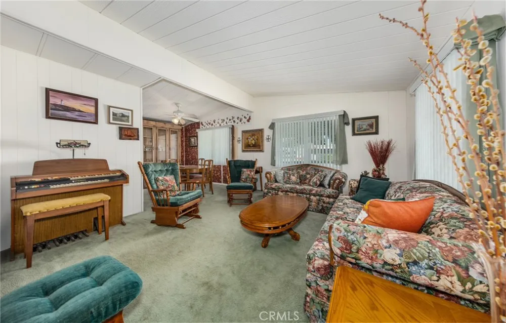9401 Sharondale Calimesa, CA 92320