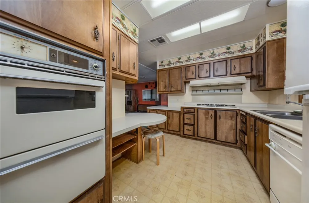 9401 Sharondale Calimesa, CA 92320