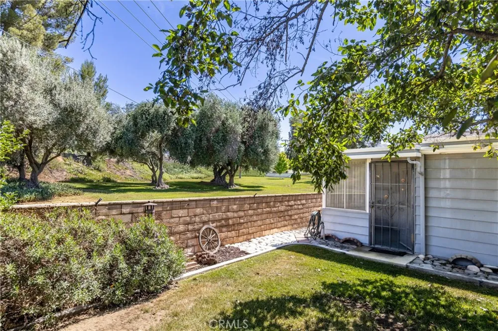 9401 Sharondale Calimesa, CA 92320