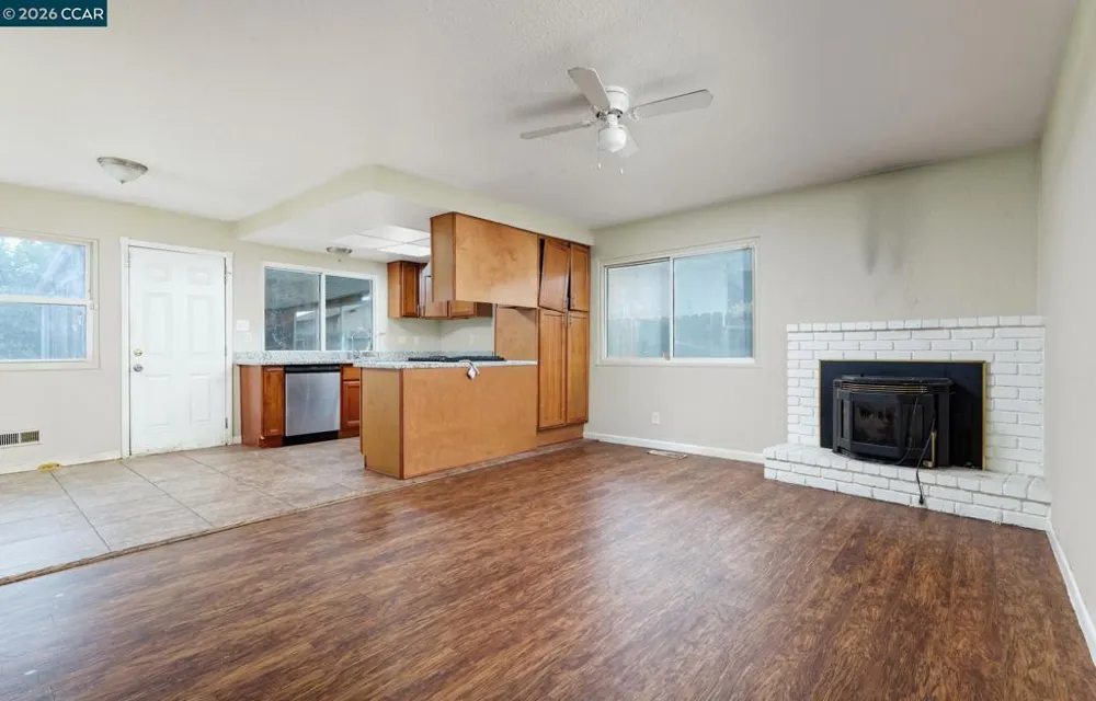 1321 Aster Dr Antioch, CA 94509