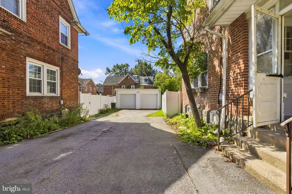 2114 LANCASTER AVENUE Wilmington, DE 19805