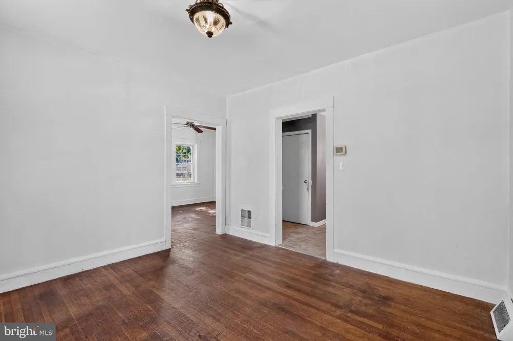 2114 LANCASTER AVENUE Wilmington, DE 19805