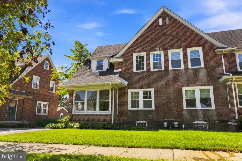 2114 LANCASTER AVENUE Wilmington, DE 19805