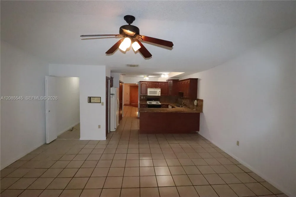 2426 SW 109th Ct Miami, FL 33165