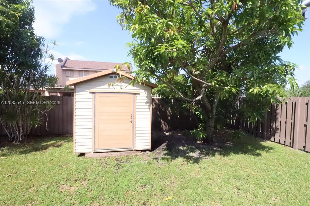 2426 SW 109th Ct Miami, FL 33165