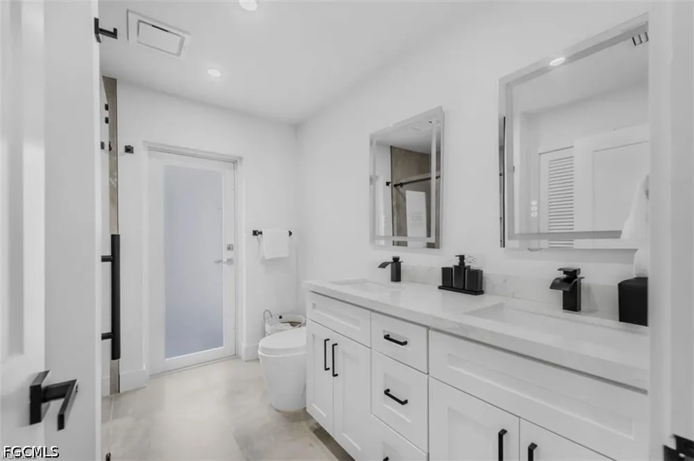 Forest Glen Drive North Fort Myers, FL 33903