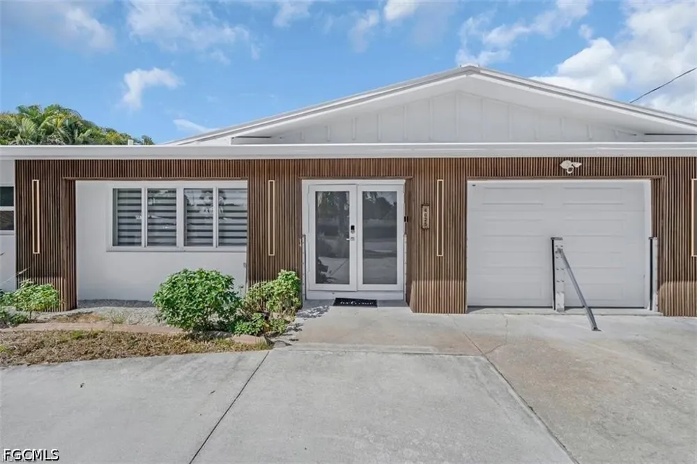 Forest Glen Drive North Fort Myers, FL 33903