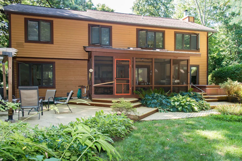 6798 Oak Highlands Drive Kalamazoo, MI 49009