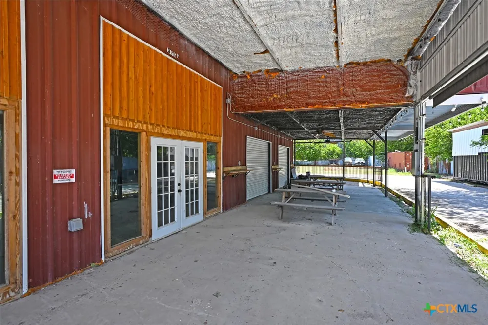 4665 Old Highway 81 New Braunfels, TX 78132