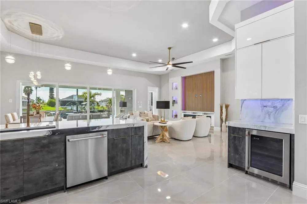 1304 NW 40th Place Cape Coral, FL 33993