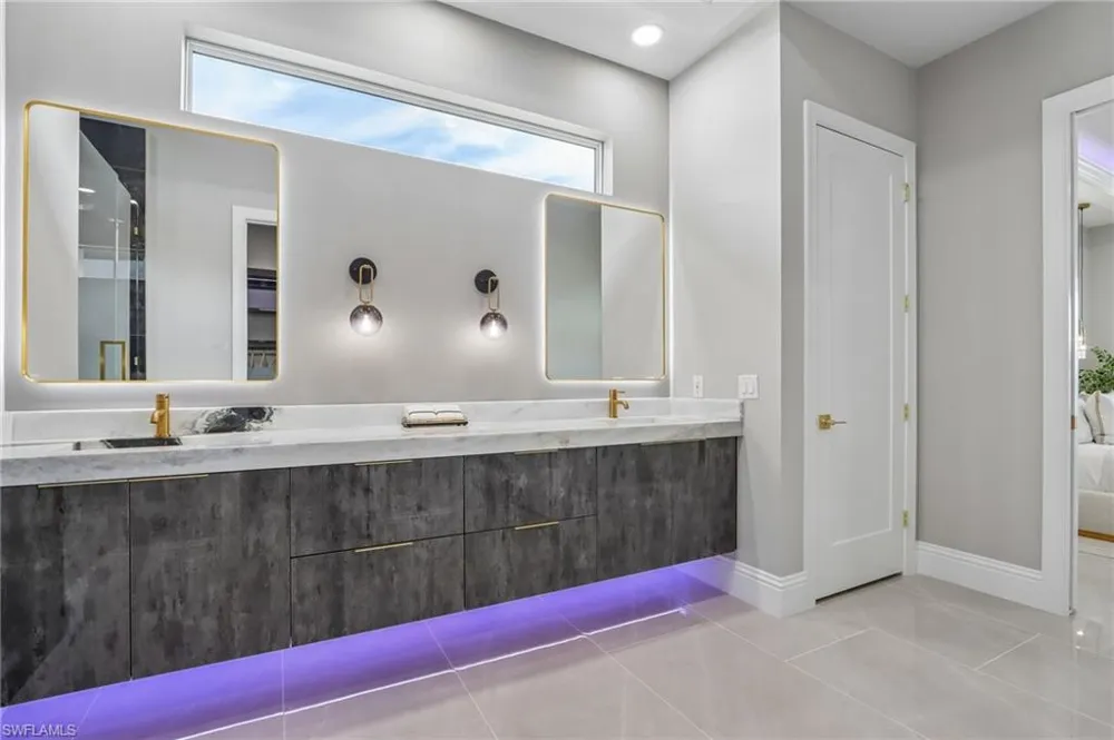 1304 NW 40th Place Cape Coral, FL 33993