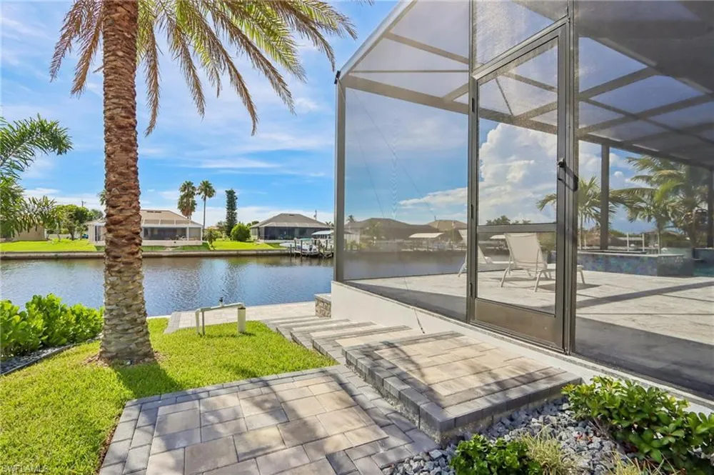 1304 NW 40th Place Cape Coral, FL 33993