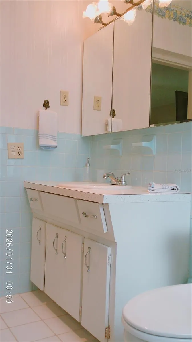 2361 ECUADORIAN WAY #19 Clearwater, FL 33763