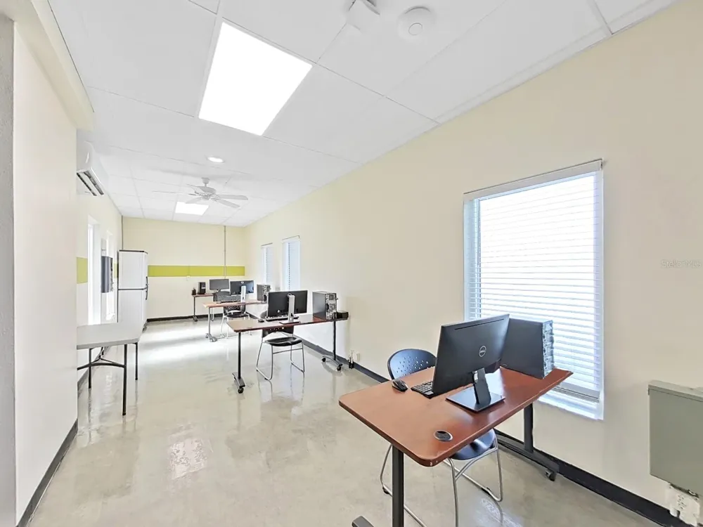 2361 ECUADORIAN WAY #19 Clearwater, FL 33763