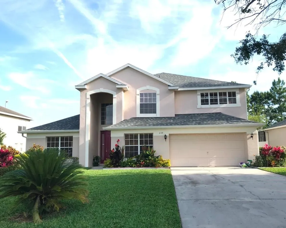 239 LARGOVISTA DRIVE Oakland, FL 34787