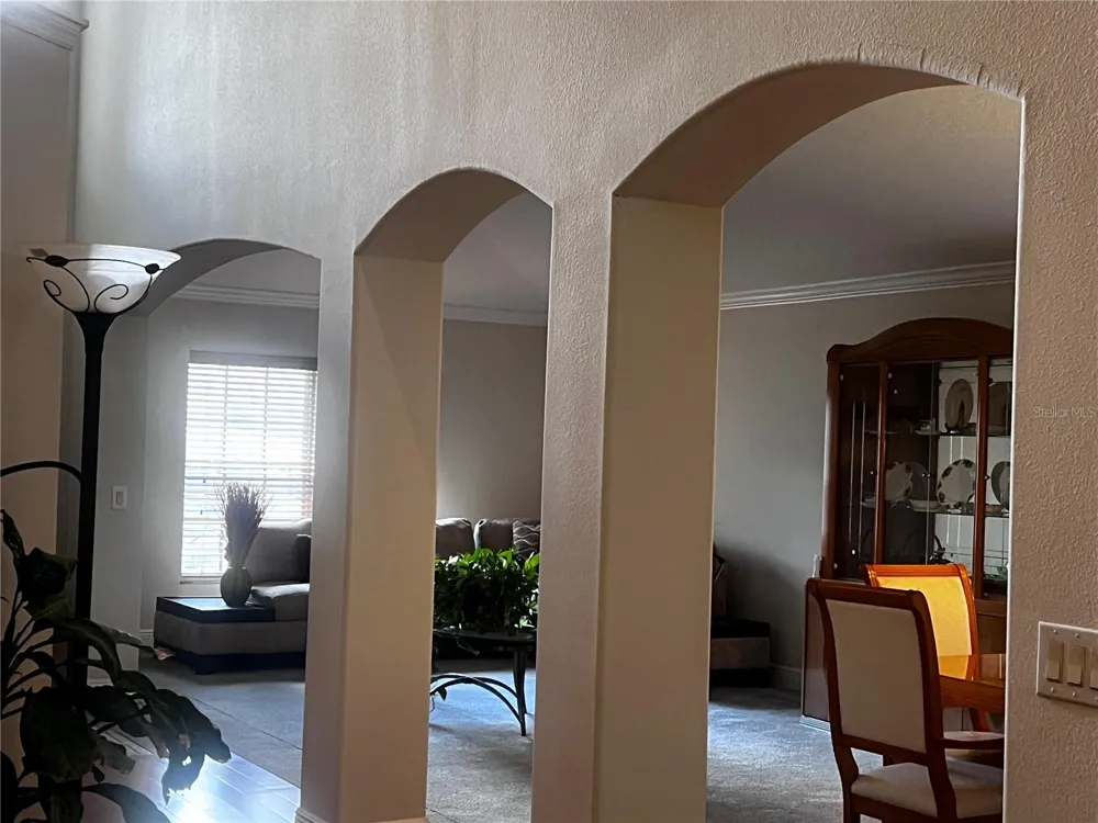 239 LARGOVISTA DRIVE Oakland, FL 34787