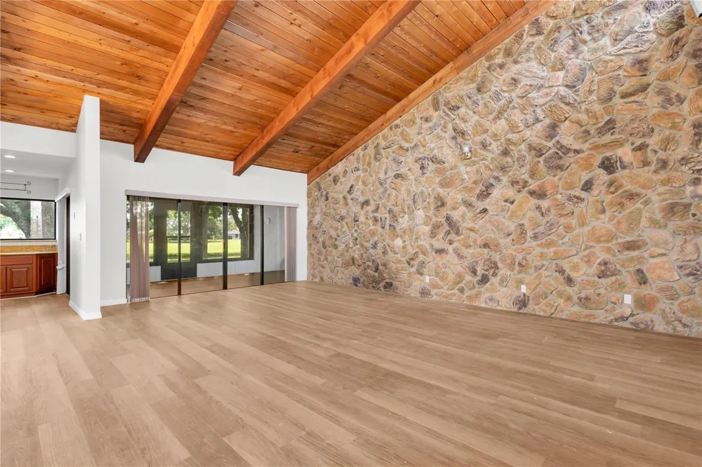 905 OSPREY DR Melbourne, FL 32940