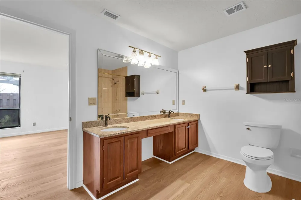 905 OSPREY DR Melbourne, FL 32940