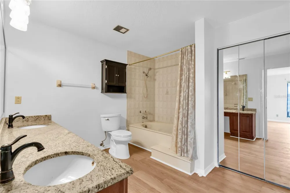 905 OSPREY DR Melbourne, FL 32940