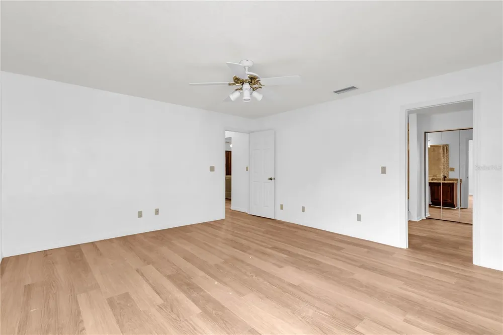 905 OSPREY DR Melbourne, FL 32940