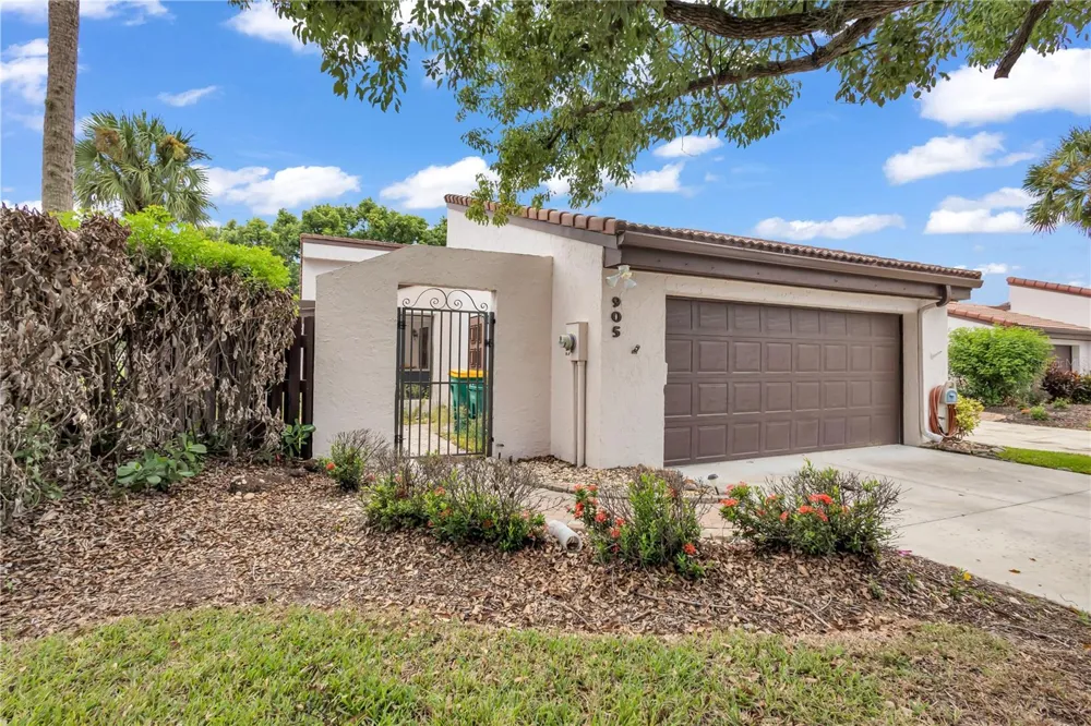 905 OSPREY DR Melbourne, FL 32940