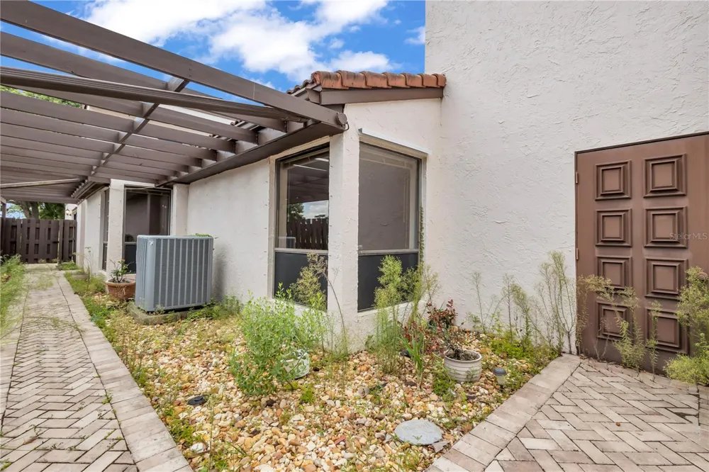 905 OSPREY DR Melbourne, FL 32940