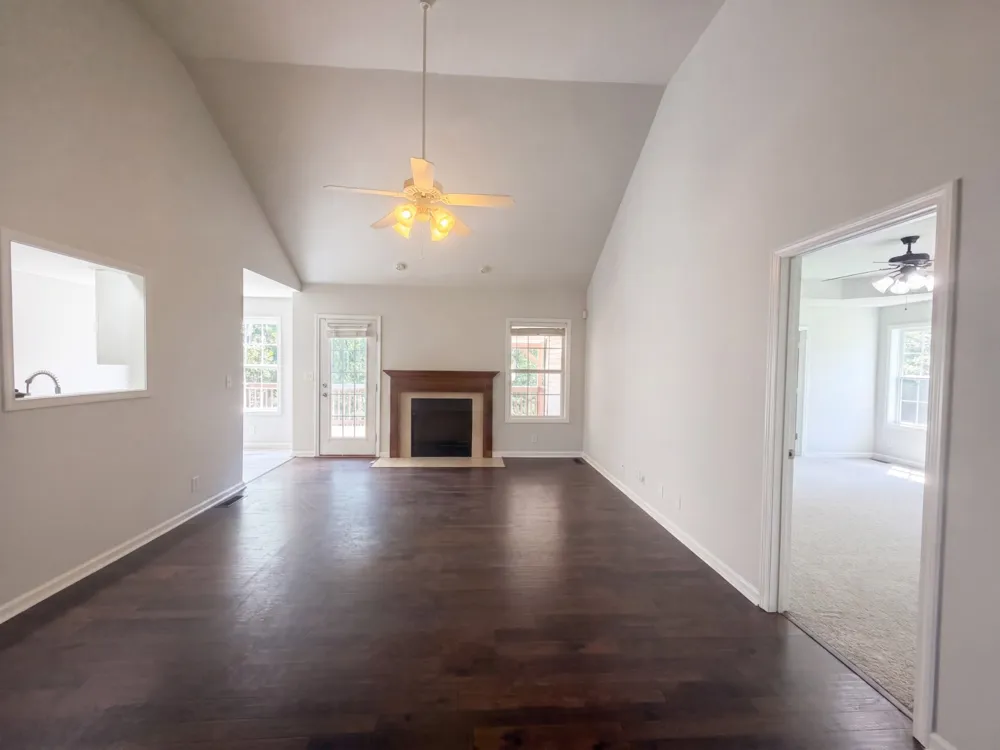 3148 Brook Hill Dr Clarksville, TN 37042