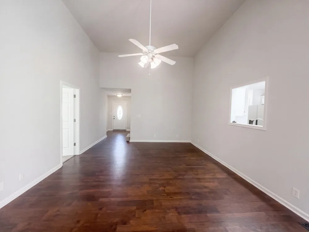 3148 Brook Hill Dr Clarksville, TN 37042